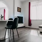 Lora & Lana Appartement *