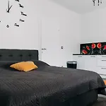 Lora & Lana Appartement *