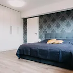 Lora & Lana Appartement *