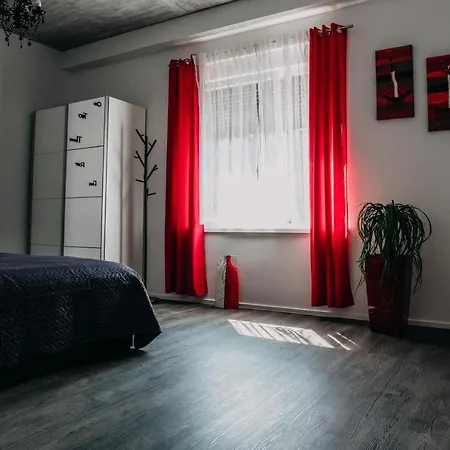 Apartment Lora & Lana *