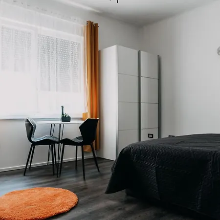 Lora & Lana * ليوبليانا