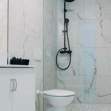 Lora & Lana * ليوبليانا