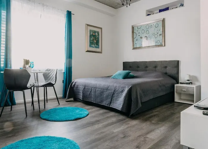 Lora & Lana * Ljubljana