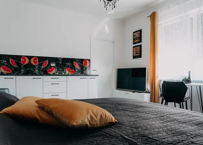 Lora & Lana Apartma Ljubljana