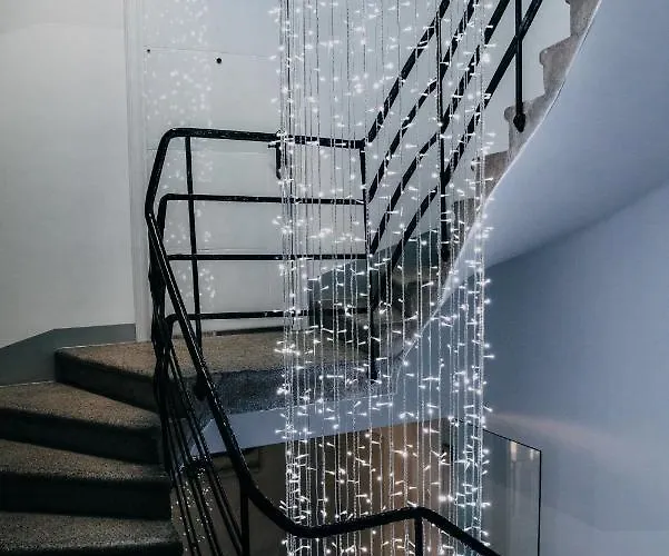 Lora & Lana * Ljubljana