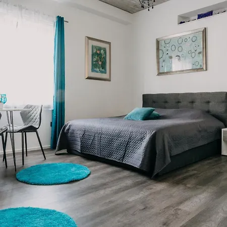 Lora & Lana * Lubiana