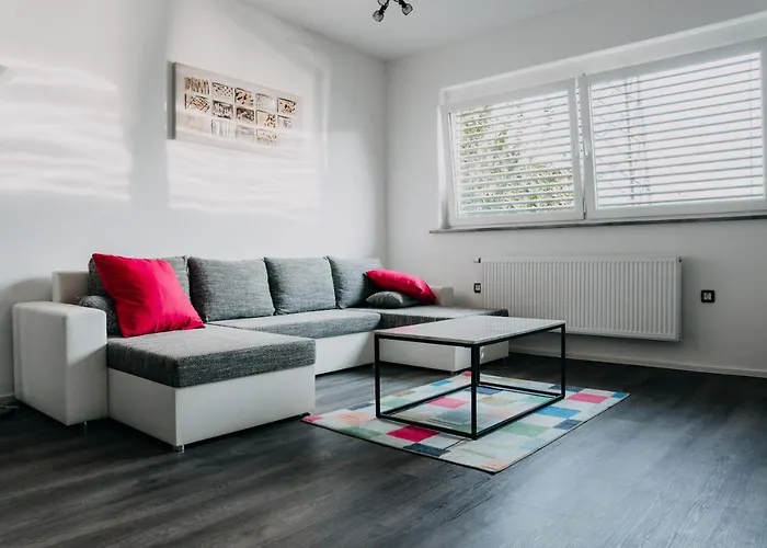 Lora & Lana * Λιουμπλιάνα